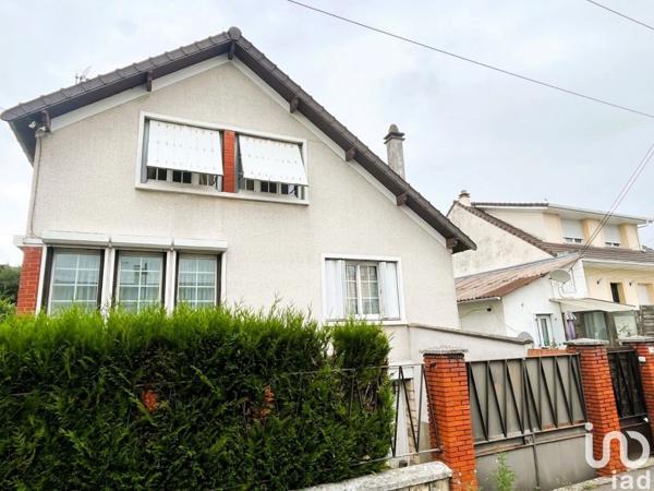 Maison 7 pièces de 143 m² à Paray-Vieille-Poste (91550)