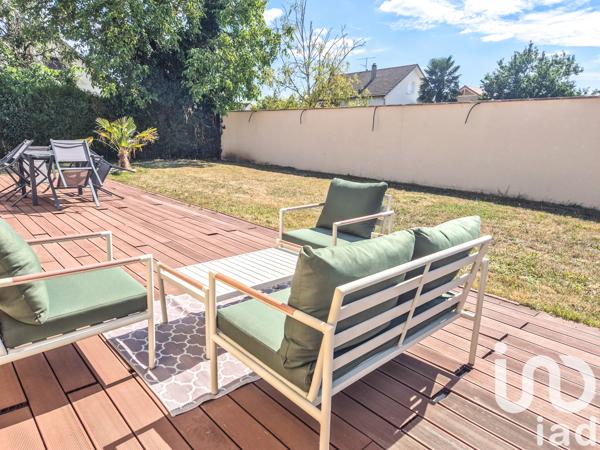 House for sale 7 rooms 131 m² Follainville-Dennemont