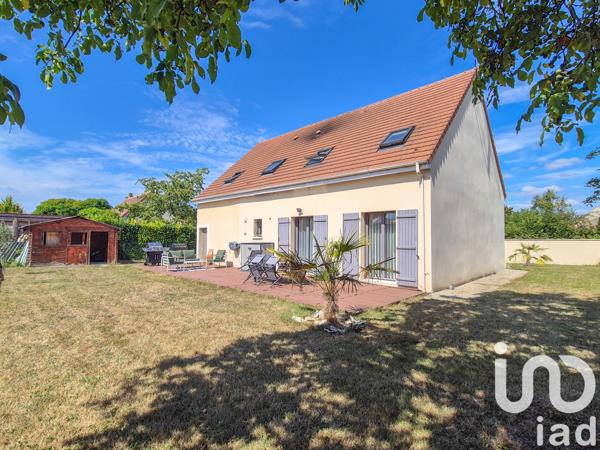 House for sale 7 rooms 131 m² Follainville-Dennemont