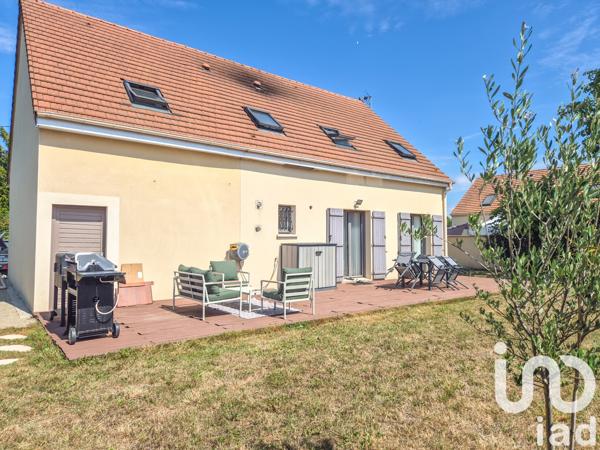House for sale 7 rooms 131 m² Follainville-Dennemont