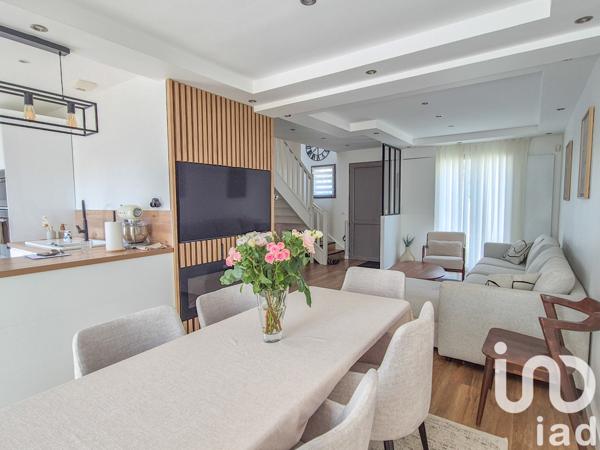 House for sale 7 rooms 131 m² Follainville-Dennemont