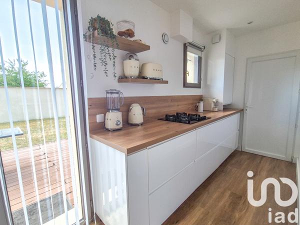 House for sale 7 rooms 131 m² Follainville-Dennemont