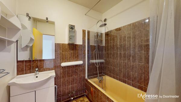 2 pièces à deux pas du RER Robinson