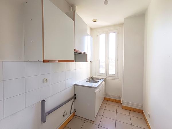 STUDIO 32.24 M² à SAVIGNY SUR ORGE