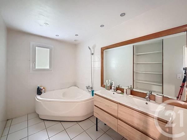 Maison à vendre  8 pièces - 217 m2 LANNION - 22