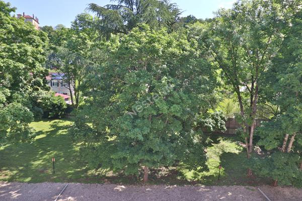 FRANCHEVILLE LE BAS - T4 - proche commodités - Traversant - Séjour Sud Ouest