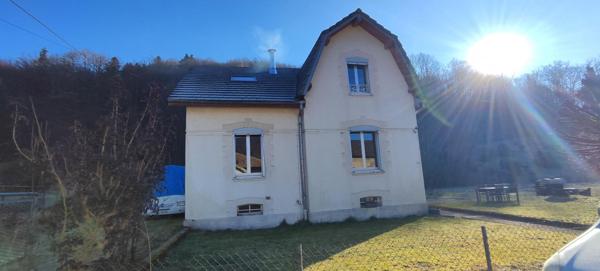 PLANCHER-BAS 70290 : Maison 124m² - 6 pièces sur un terrain de 63  ares 64