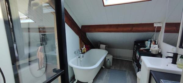 PLANCHER-BAS 70290 : Maison 124m² - 6 pièces sur un terrain de 63  ares 64