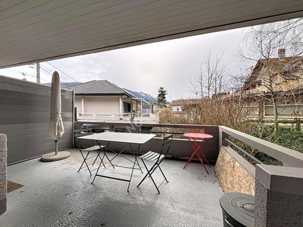 Duplex au coeur de Saint-Jorioz, 103 m² de confort entre lac et montagnes, cave et garage double