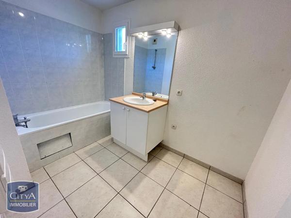 Maison à louer 4 pièces 86.62m² Angoulême (16000)