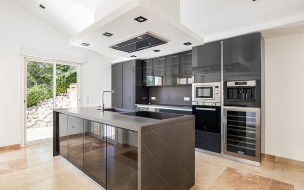 Maison à vendre    8 pièces • 280 m2 Lacroix-Falgarde