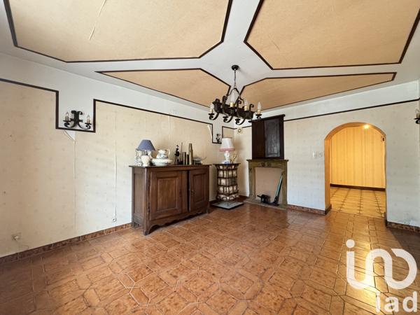 Maison à vendre 6 pièces 171 m² Hadigny-les-Verrières