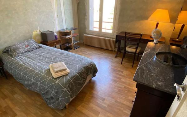 Maison à vendre    6 pièces • 157,72 m2 Champigny-sur-Marne