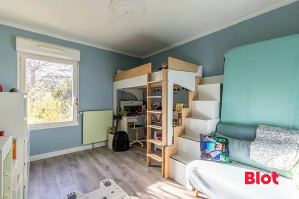 Appartement 4 pièce(s)