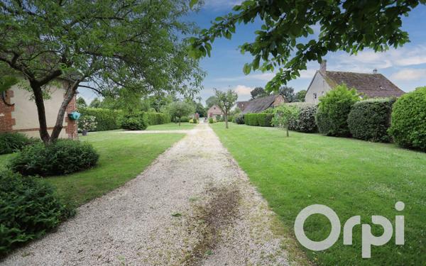 Maison à vendre    11 pièces • 283 m2 Chaumont-en-Vexin