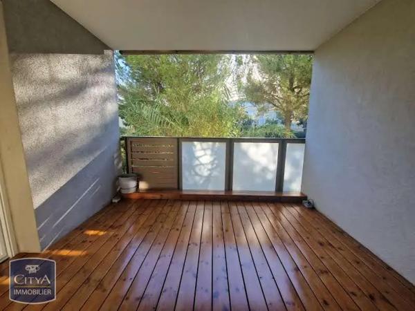 Appartement à louer 2 pièces 41.79m² Fréjus (83600)