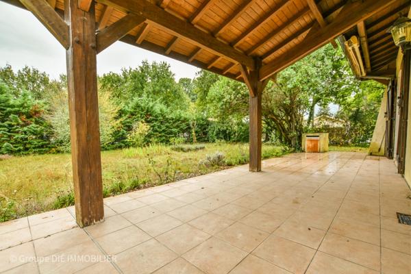 Gujan-Mestras (33470) Villa de plain-pied avec 4 chambres et garage