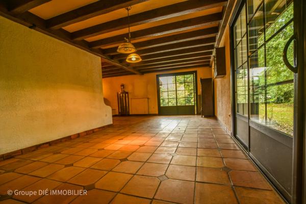 Gujan-Mestras (33470) Villa de plain-pied avec 4 chambres et garage