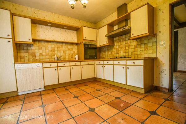 Gujan-Mestras (33470) Villa de plain-pied avec 4 chambres et garage