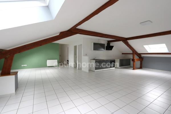 THIONVILLE (OEUTRANGE) - APPARTEMENT 4 PIÈCES DE 80 M² AVEC 2 CHAMBRES ET GARAGE ET JARDIN !
