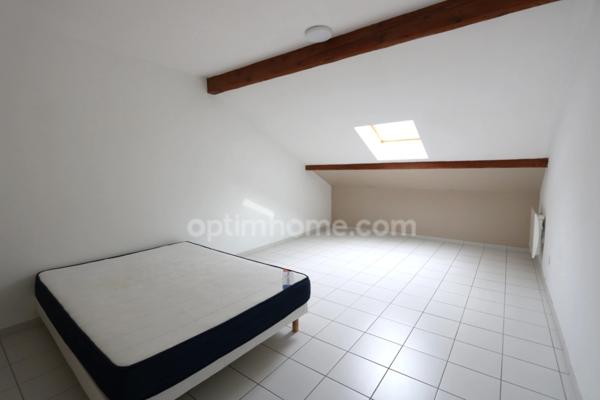 THIONVILLE (OEUTRANGE) - APPARTEMENT 4 PIÈCES DE 80 M² AVEC 2 CHAMBRES ET GARAGE ET JARDIN !