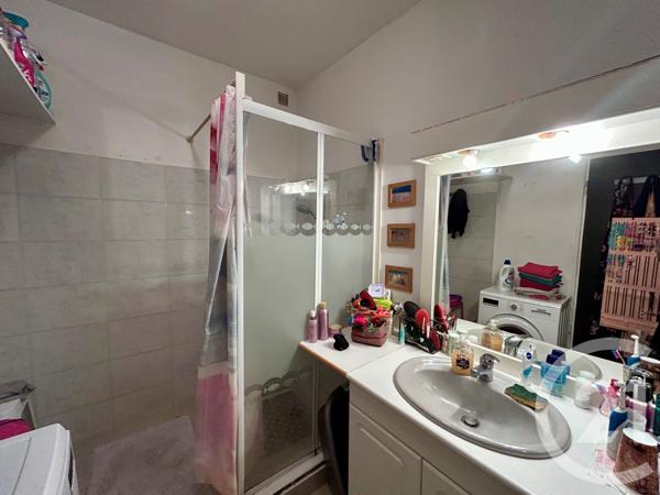 Appartement F3 à vendre  3 pièces - 76,59 m2 LUNEL - 34