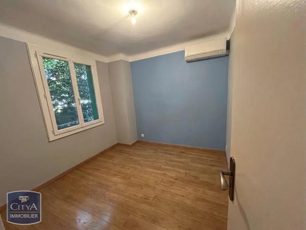 Maison à louer 5 pièces 86.06m² Orange (84100)