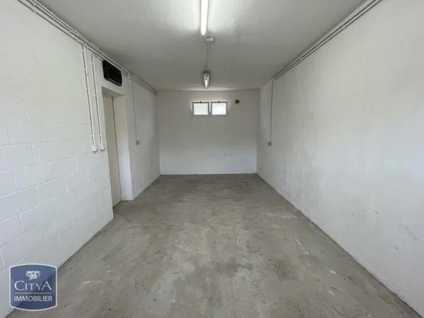 Maison à louer 5 pièces 86.06m² Orange (84100)