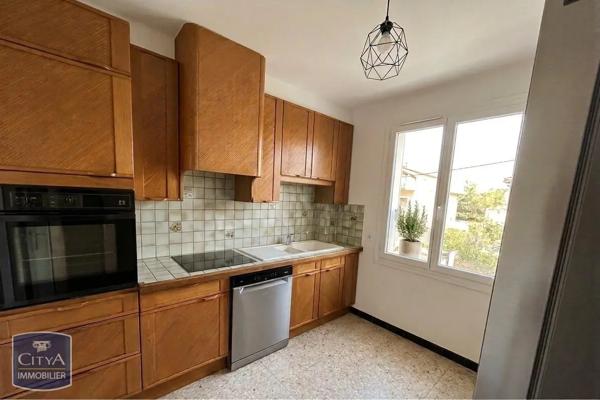 Maison à louer 5 pièces 86.06m² Orange (84100)