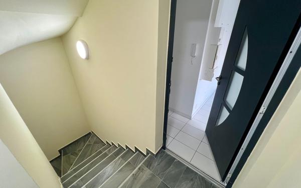 Appartement à vendre    3 pièces • 47,39 m2 Le Bourget