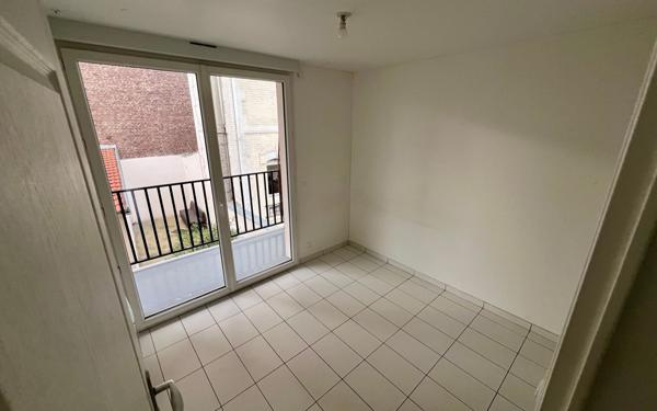 Appartement à vendre    3 pièces • 47,39 m2 Le Bourget