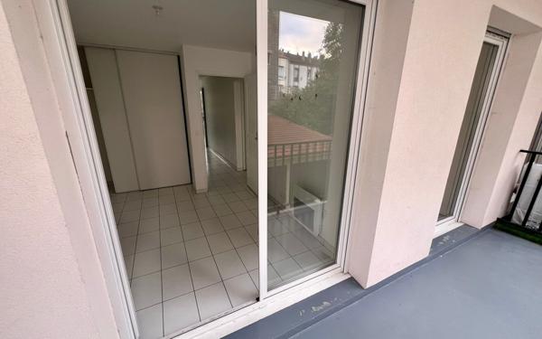 Appartement à vendre    3 pièces • 47,39 m2 Le Bourget