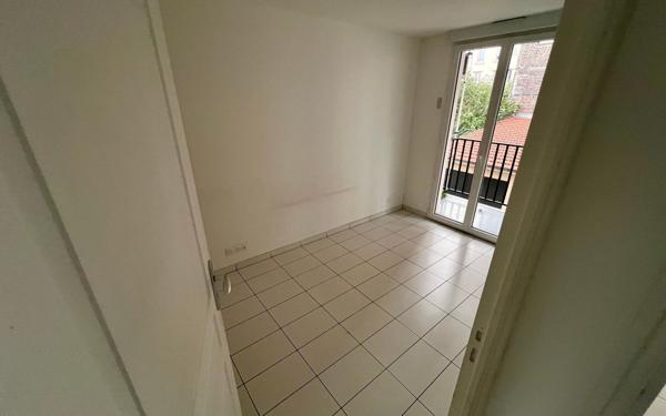 Appartement à vendre    3 pièces • 47,39 m2 Le Bourget