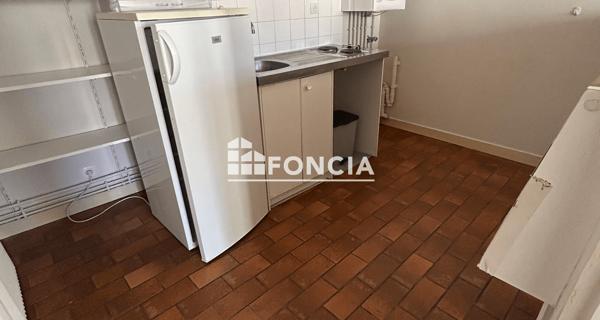 Location Studio 42.11 m² - Niort 79000