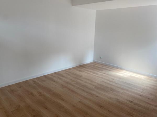 Elbeuf (76500) maison t2 en fond de cour communes de 41.25m2