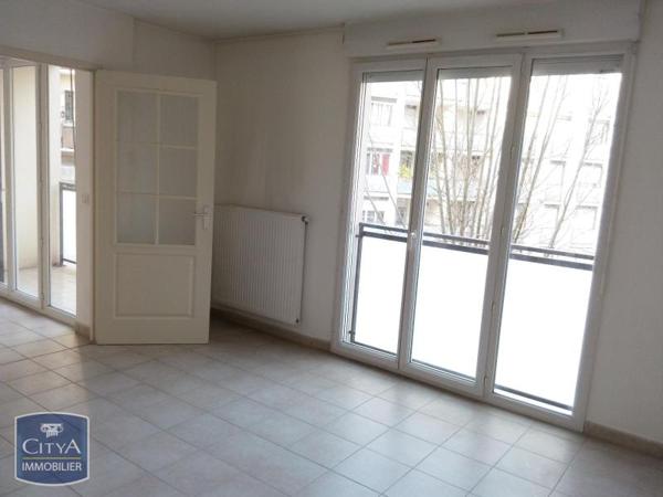 Appartement à louer 3 pièces 72.19m²
