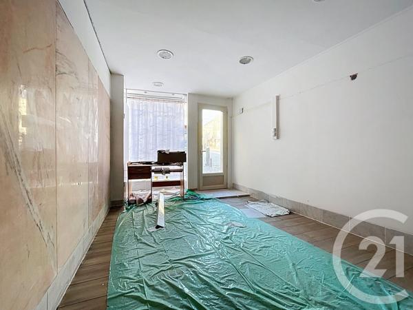 Maison à vendre  14 pièces - 550 m2 BAGNOLS SUR CEZE - 30