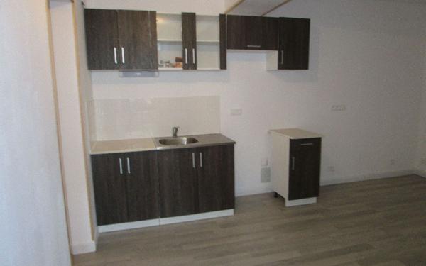 Immeuble à vendre    17 pièces •  Meaux