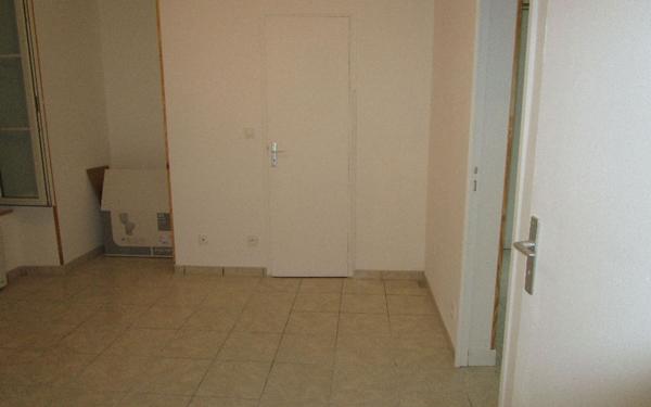 Immeuble à vendre    17 pièces •  Meaux