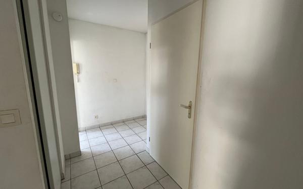 Appartement à vendre    2 pièces • 49 m2 Saint-Quentin