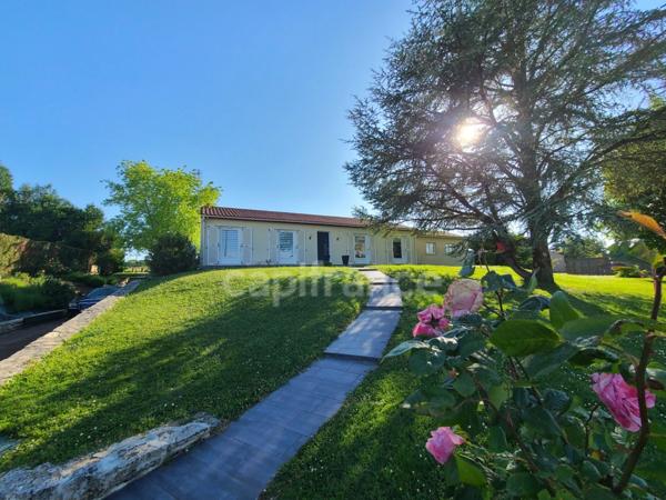 Maison familiale avec piscine, vue dégagée et cadre bucolique – Écoyeux (17770)
