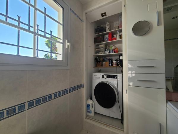 Maison familiale avec piscine, vue dégagée et cadre bucolique – Écoyeux (17770)