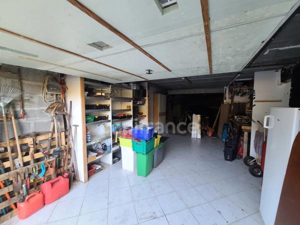 Maison familiale avec piscine, vue dégagée et cadre bucolique – Écoyeux (17770)