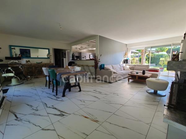 Maison familiale avec piscine, vue dégagée et cadre bucolique – Écoyeux (17770)