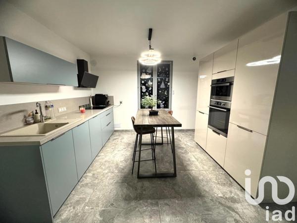 Maison 7 pièces de 150 m² à Villeneuve-sur-Yonne (89500)