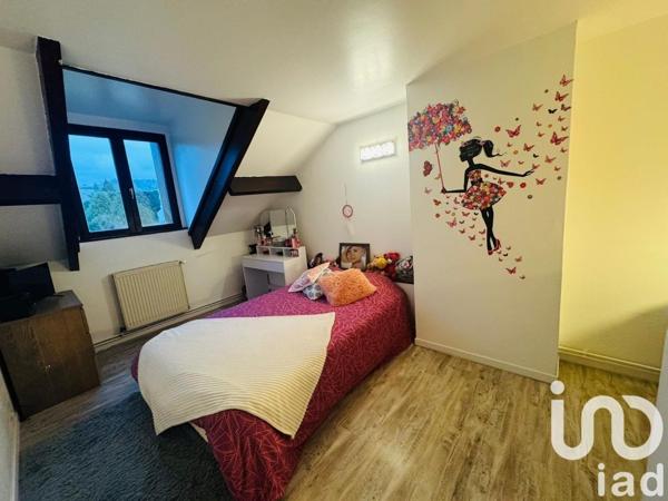 Maison 7 pièces de 150 m² à Villeneuve-sur-Yonne (89500)