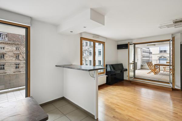 Vitton/ rue Tête d'Or Appartement 3 chambres avec terrasse et garages