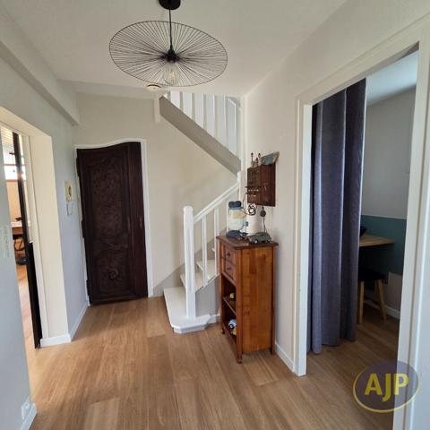 Maison à vendre Vannes - 6 pièces, 155m² avec 5 chambre(s) à 561 500€ - AJP Immobilier Vannes