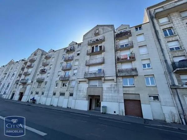 Appartement à louer 3 pièces 84.34m² Nantes (44000)