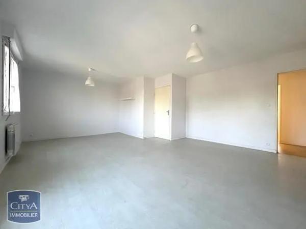 Appartement à louer 3 pièces 84.34m² Nantes (44000)